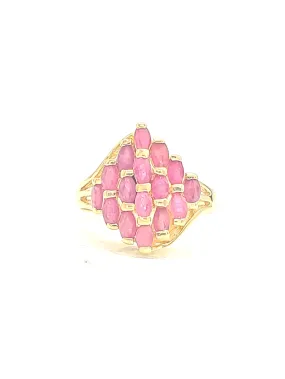 Exquisite 10K Gold Ring Featuring a Pyramid-Shaped Ruby