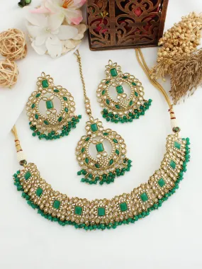 Avika Necklace Set