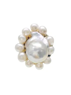 White Baroque Pearl Handmade Brooch HP002